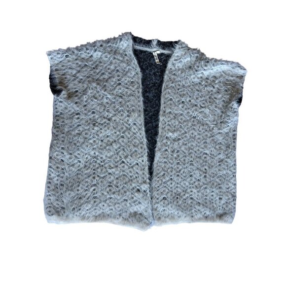 My Beloved Women's Sweater Vest One Size White Black Fuzzy Soft Wool Blend Open - Picture 6 of 12